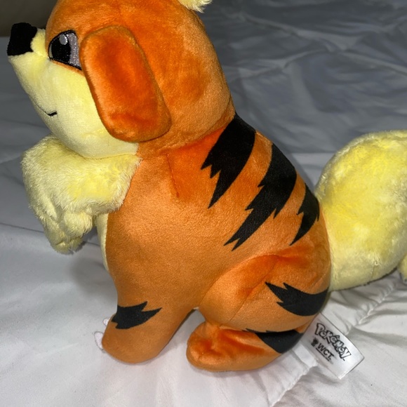 Pokémon Growlite plush - Picture 3 of 3